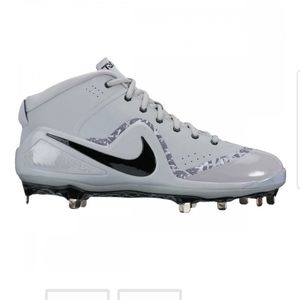 Nike Zoom Trout 4 Mid Metal Baseball Cleats